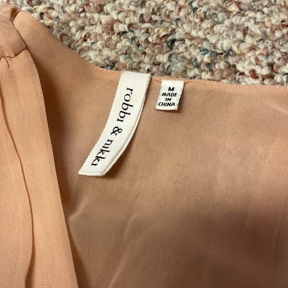 Robbi & Nikki Layered Tank Top - Picture 8 of 8